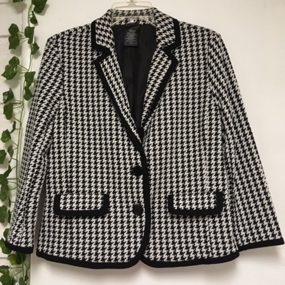 Timeless Hounds tooth Blazer
